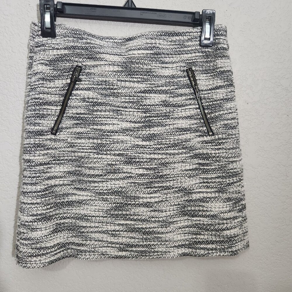 Loft Ann Taylor Mini Skirt Womens Skirt Size 00 Black White Tweed
